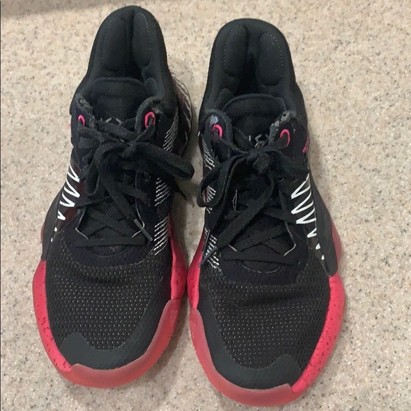 Adidas D.O.N. Issue 1 Basketball Shoe Venom Marvel - Picture 1 of 5